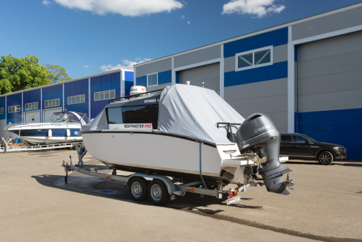 VOYAGER 700 Cabin с YAMAHA 250