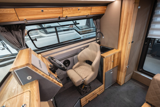 Swift Chaser 780