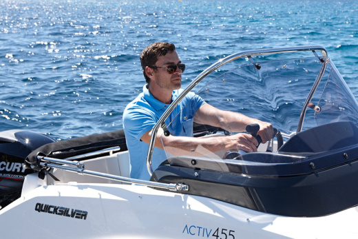 QUICKSILVER ACTIV 455 OPEN