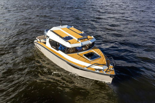 Volzhanka Voyager 600 Cabin