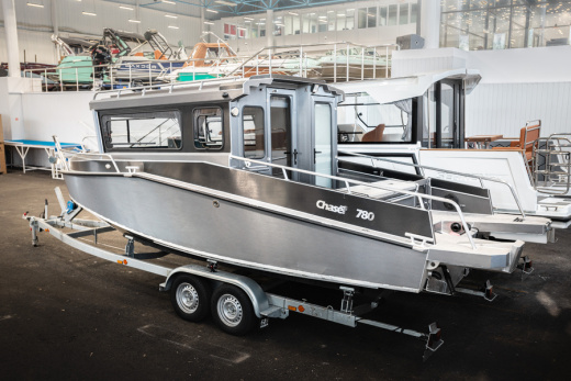 Swift Chaser 780