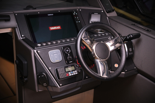 Victory A8 с двигателем SUZUKI 300 APX