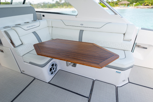 Regal LX 36