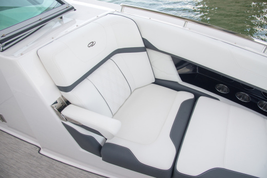 Regal 3300