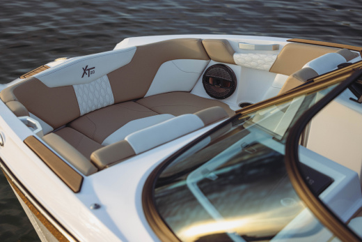 MasterCraft XT 20